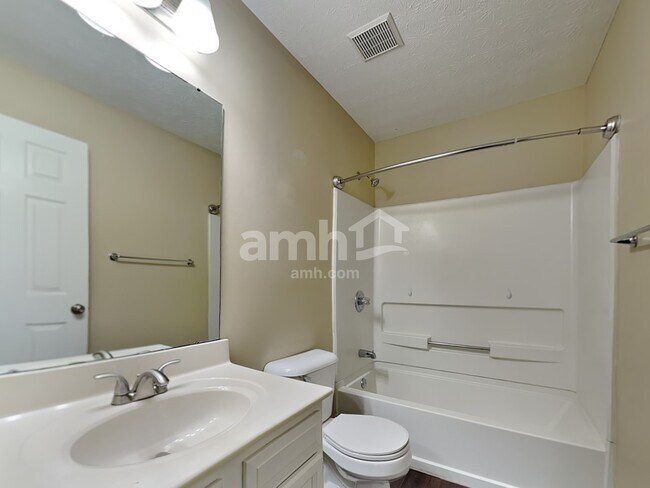 Building Photo - 333 Ivy Forge Ct