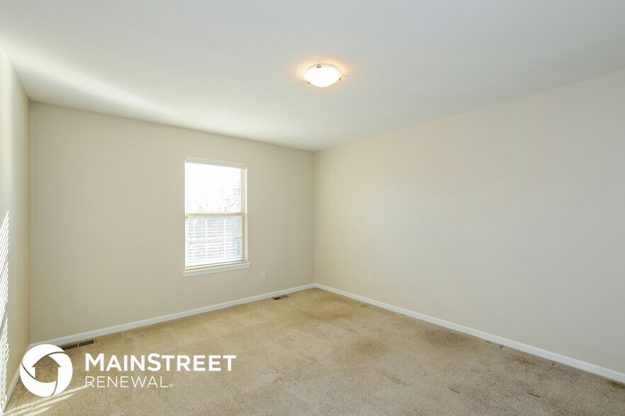 Building Photo - 622 Autumn Dr