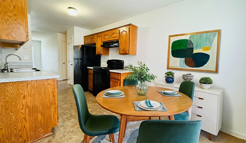 Building Photo - 5942 NE 42nd St