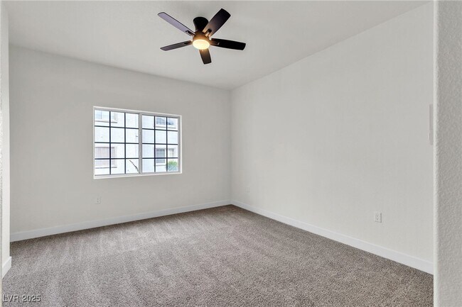 Building Photo - 3318 N Decatur Blvd