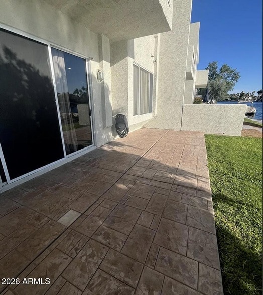 Building Photo - 1442 W Coral Reef Dr