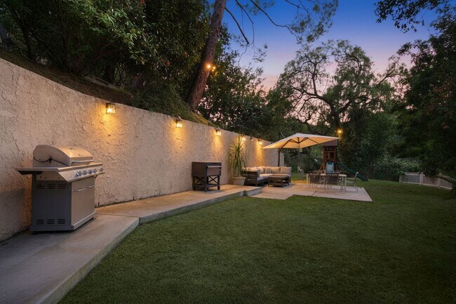 Building Photo - 4006 Milaca Pl