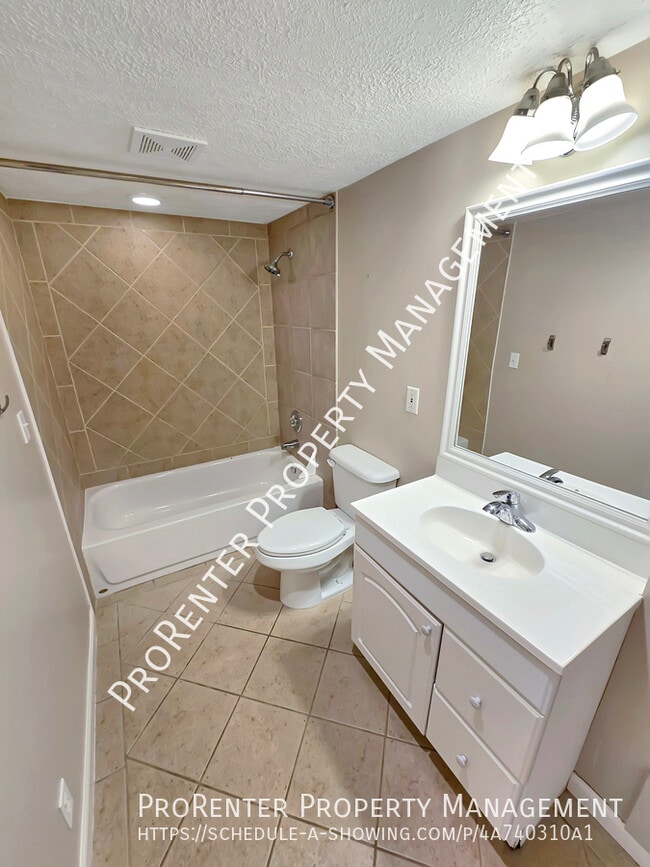 Building Photo - 1604 N 2615 W