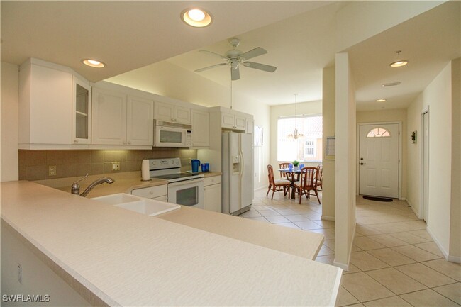 Building Photo - 6810 Beach Resort Dr