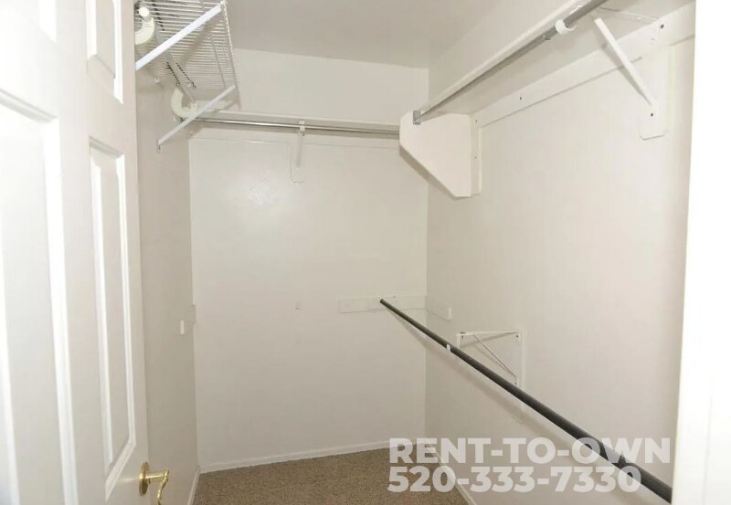 Building Photo - 4964 W Rosebay Dr