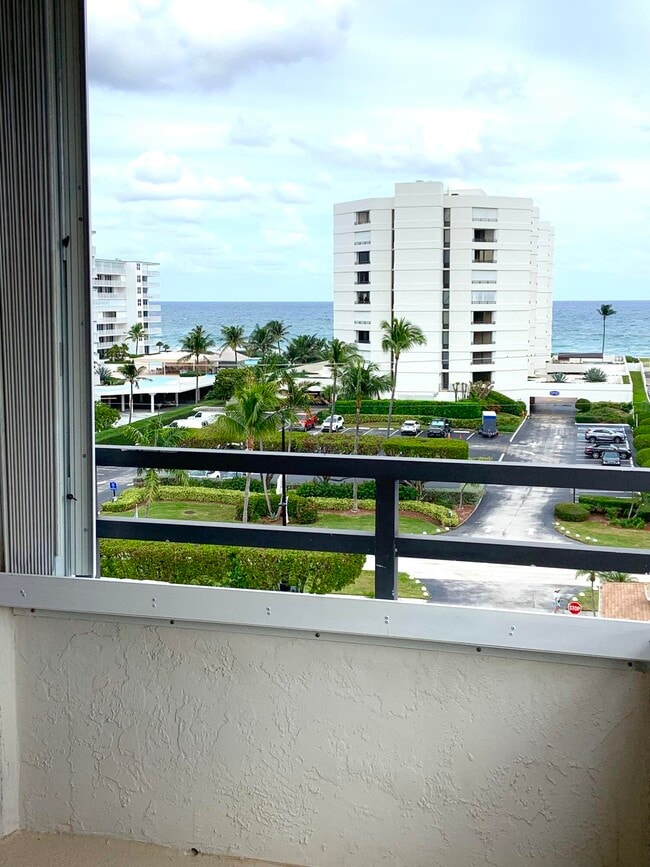 Building Photo - 3555 S Ocean Blvd