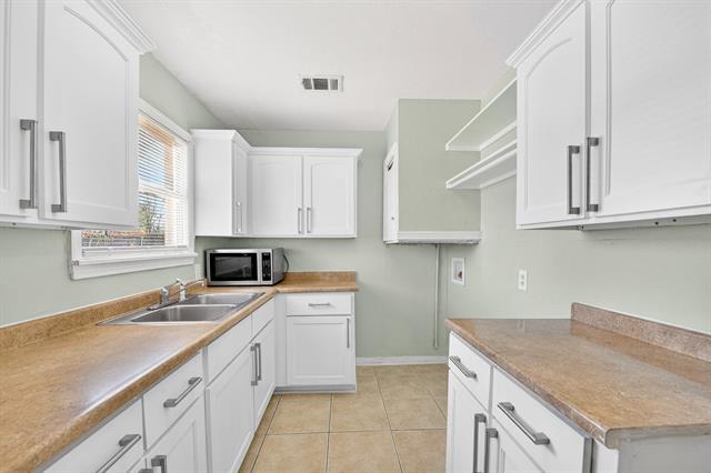 Building Photo - 10922 Castolon Dr