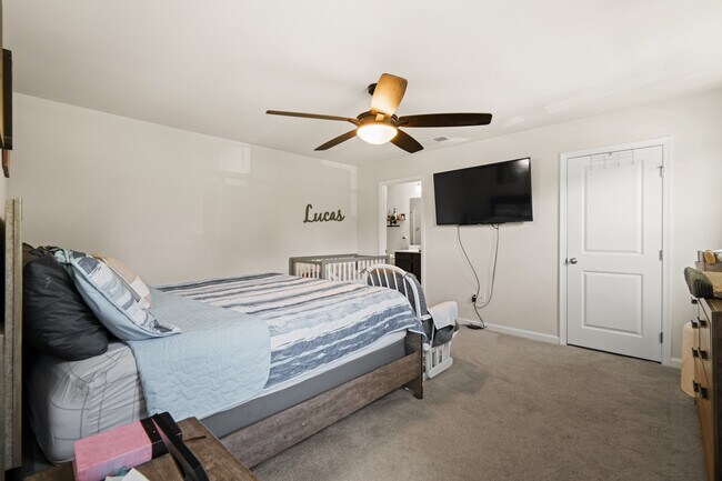 Building Photo - 21012 Baileys Grove Dr