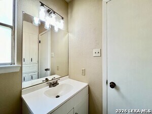 Building Photo - 8211 Creekline Dr