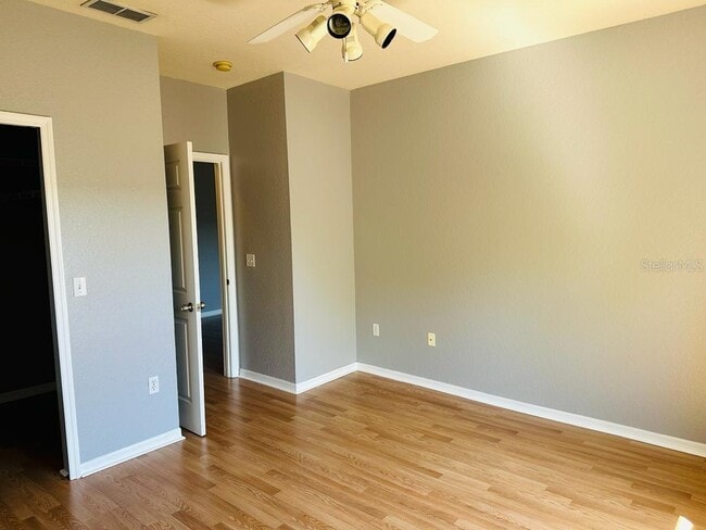 Building Photo - 6025 Westgate Dr