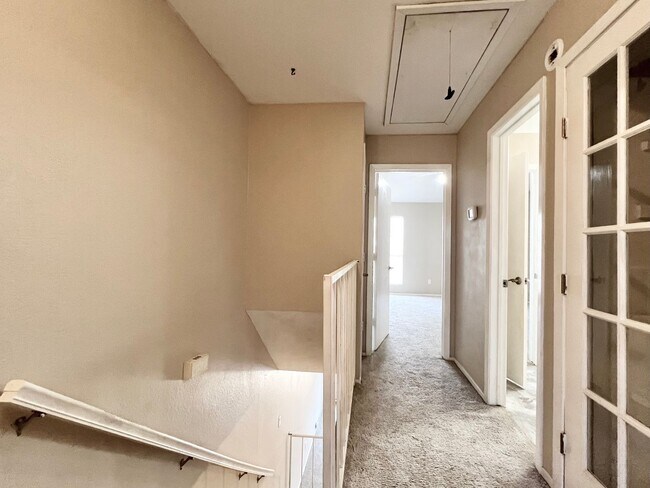 Building Photo - Cozy condo in Euless!!!