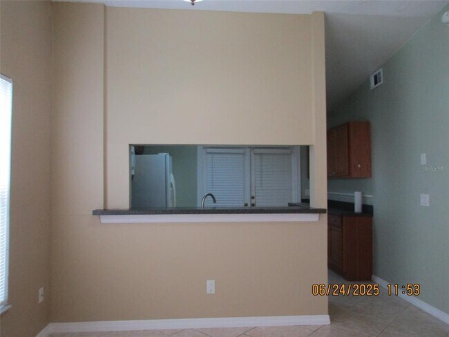 Building Photo - 3125 Wickham Ave
