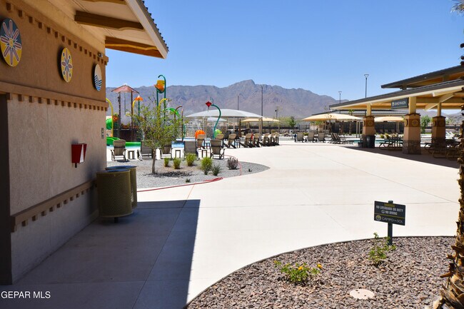 Building Photo - 51117 Desert Sunflower Ave