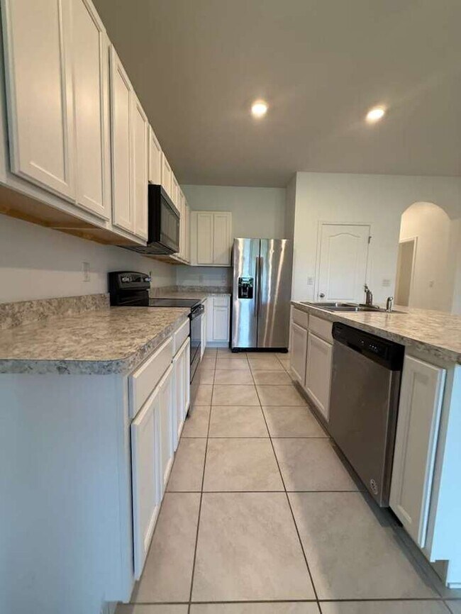 Building Photo - 170 Feltrim Reserve Blvd