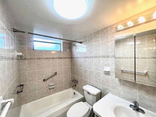 Building Photo - 3030 Marcos Dr