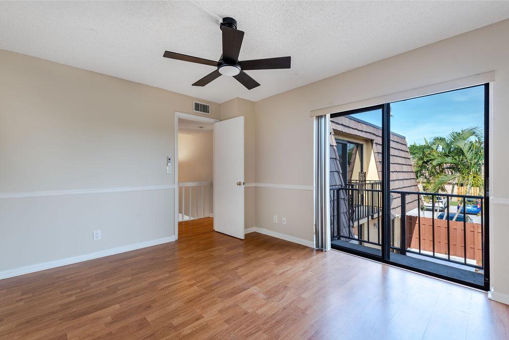 Building Photo - 941 Springdale Cir
