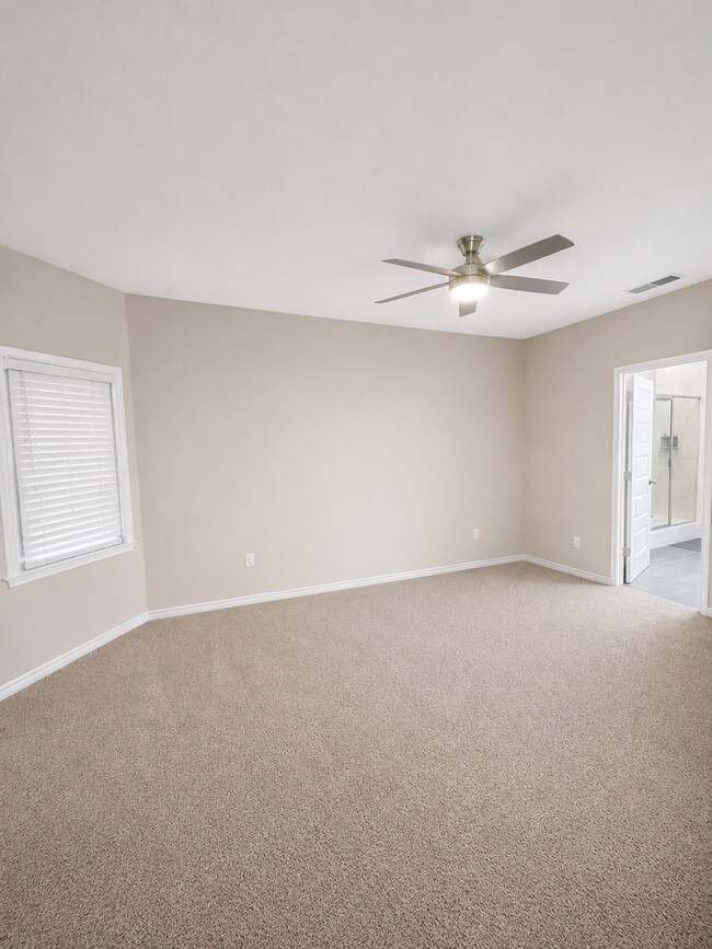 Building Photo - St. Hedwig Home with Game Room & Community Amenities - Realtor Commission: $500