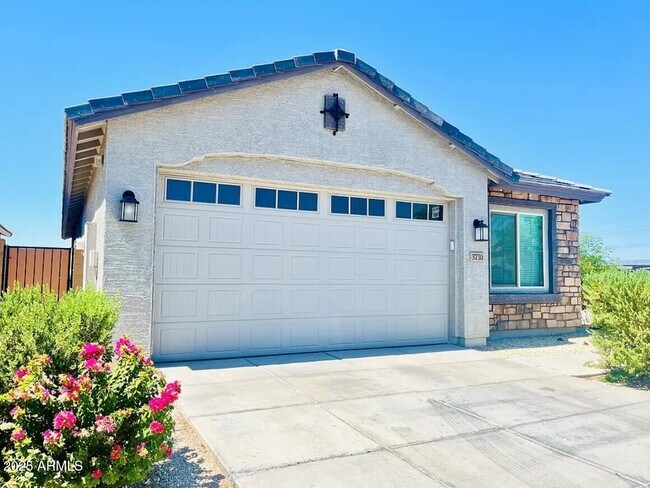 Building Photo - 3730 S 64th Dr
