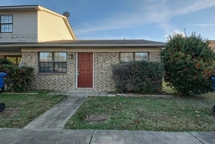 Building Photo - 1414 E O St