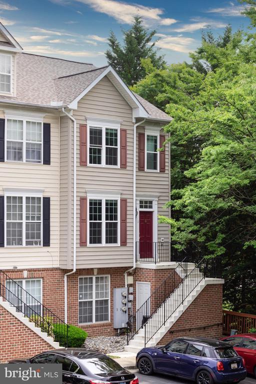 Building Photo - 1 Harbour Heights Dr