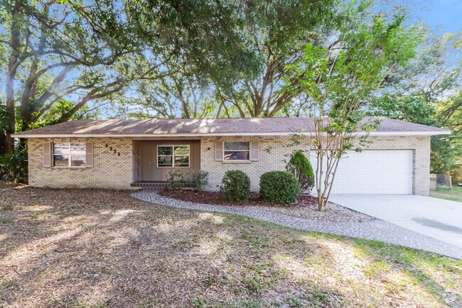 Building Photo - 4938 Hidden Hills Dr