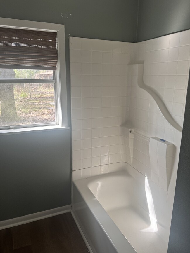 Building Photo - 7148 State Hwy 75 S