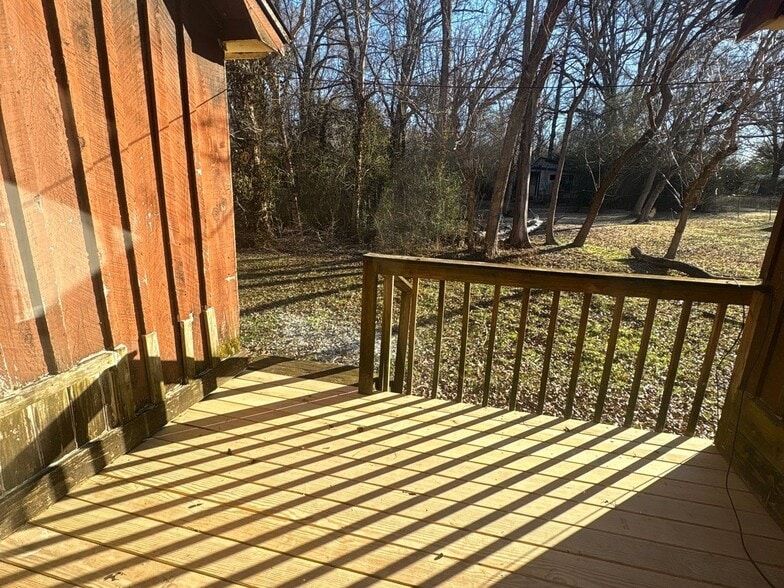 Building Photo - 62 Chester Levee Rd