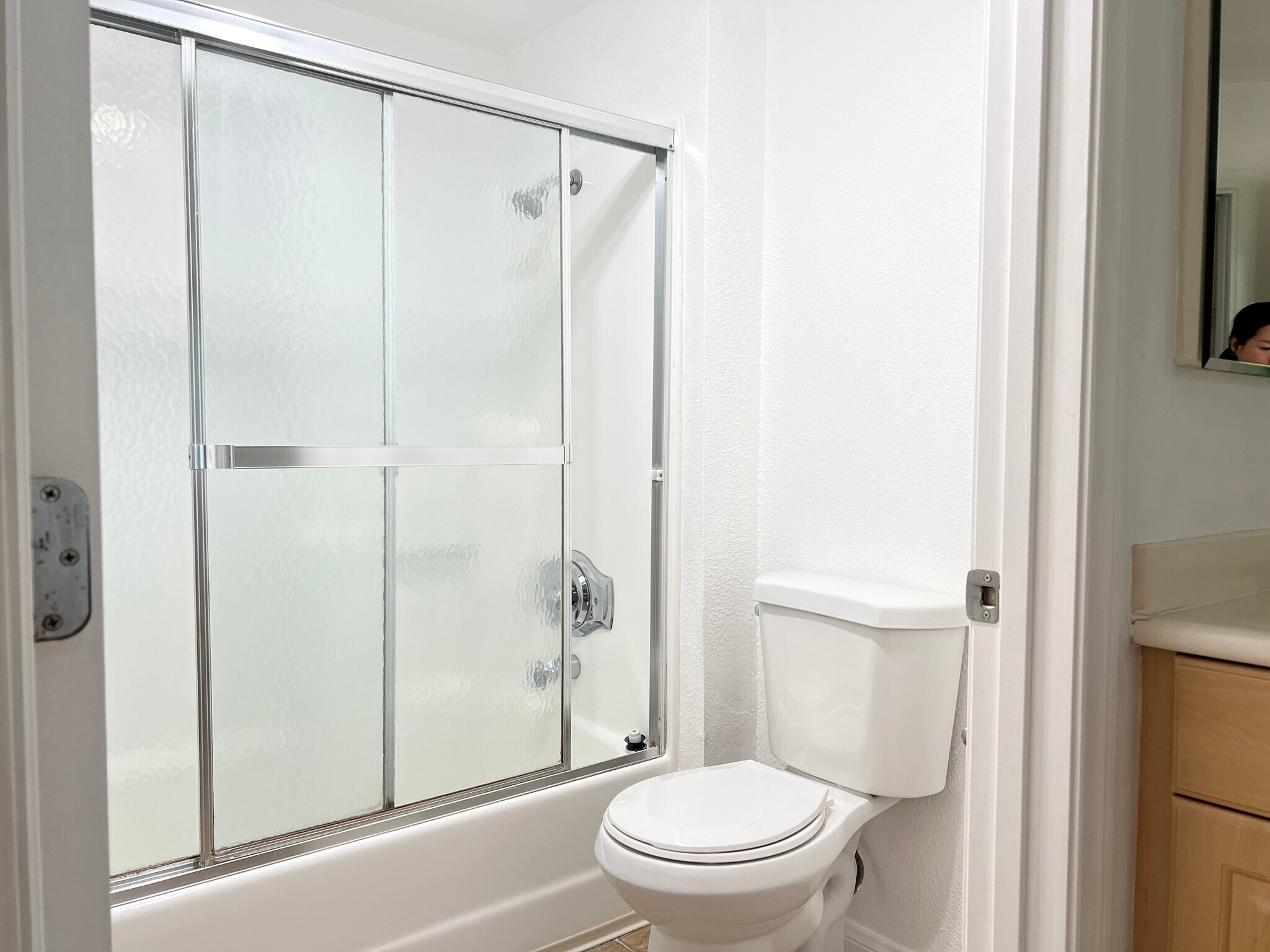 master bathroom - 10066 Maya Linda Rd