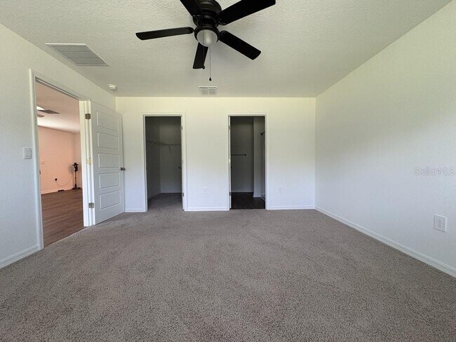 Building Photo - 8571 Sly Fox Loop
