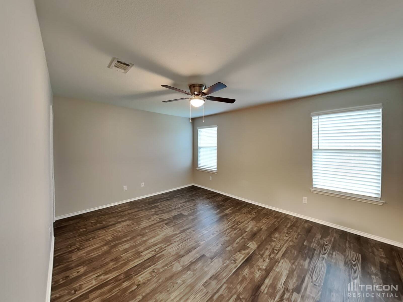 Building Photo - 9025 Puerto Vista Dr