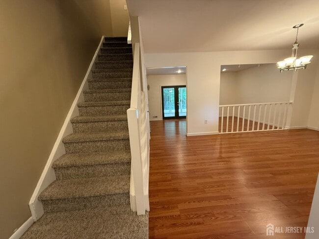 Building Photo - 309 Constitution Cir
