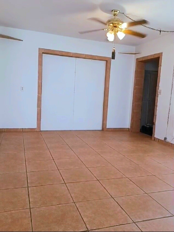 Gym / yoga space - 4216 SW 51st St