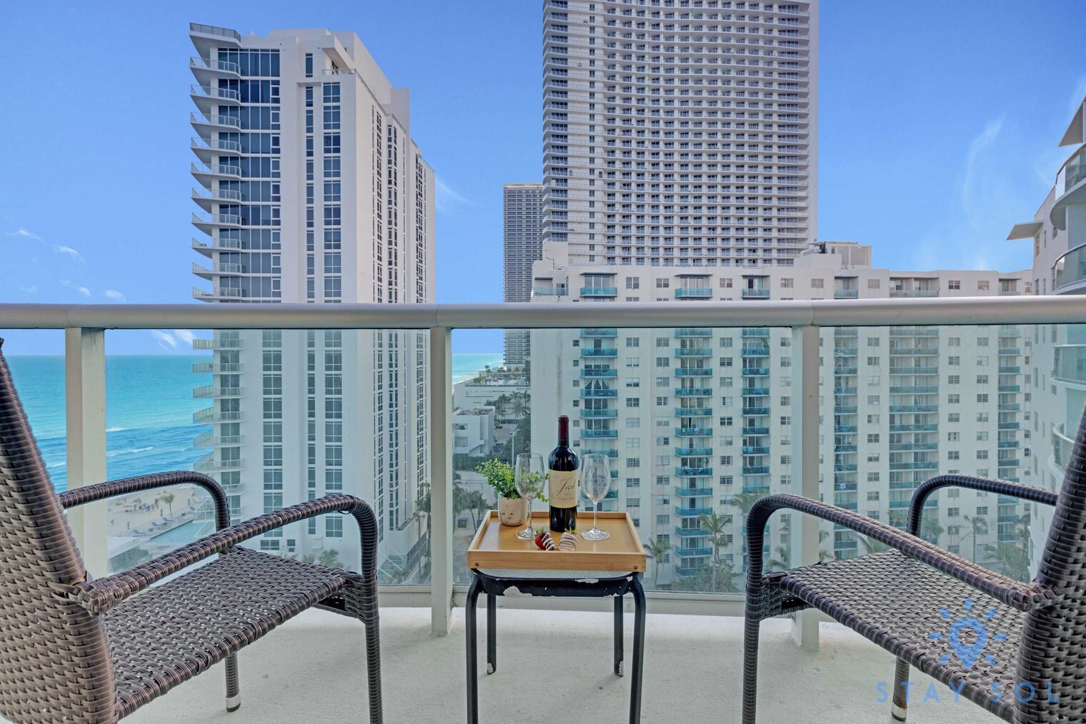 Building Photo - 3901 S Ocean Dr