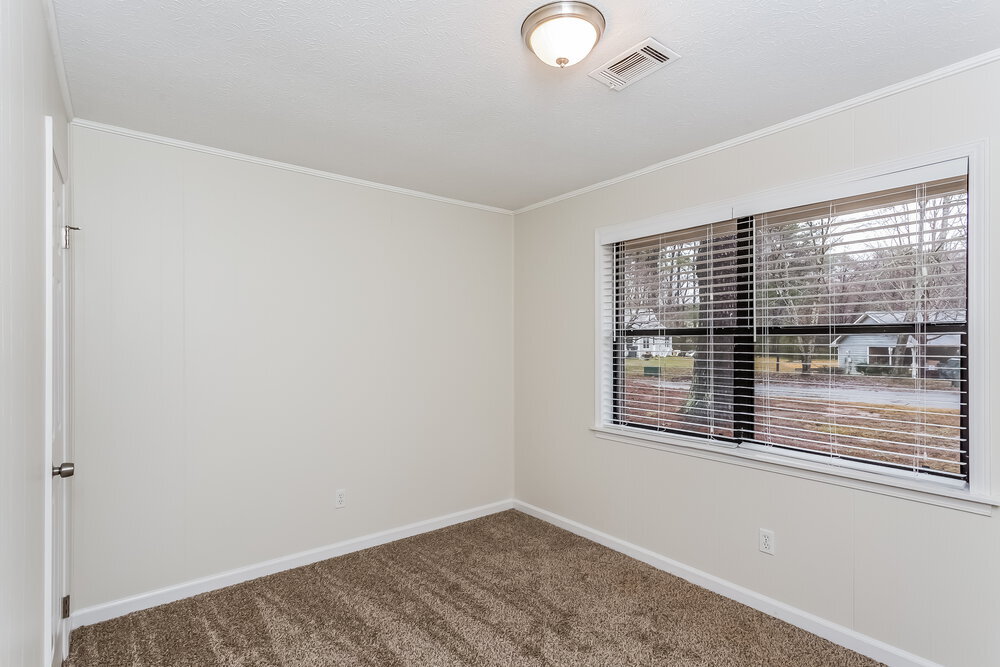 Building Photo - 5 Silverwood Dr
