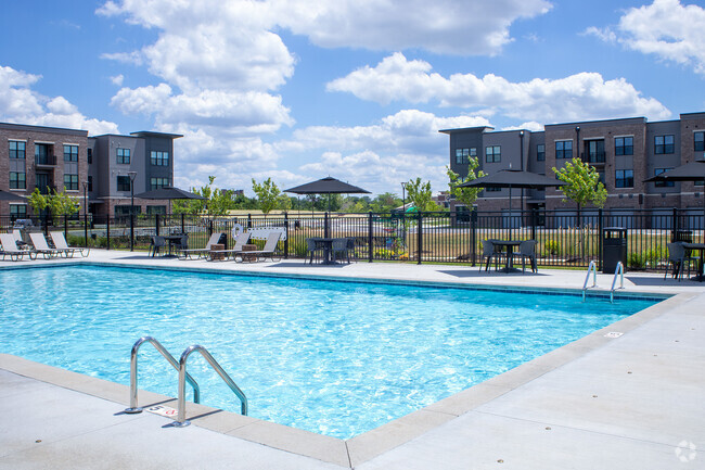 Sparkling Pool | Apartments for rent in Cincinnati, OH | Liberty Flats