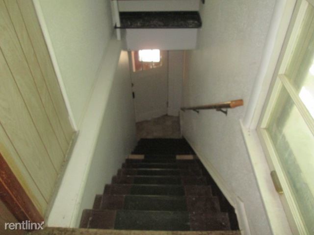 Building Photo - 511 1st Ave S