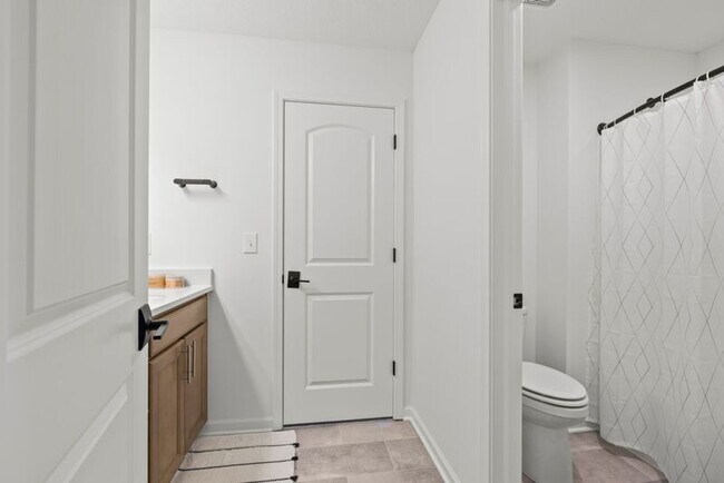 Building Photo - 8190 Smiths Cir