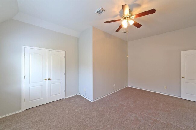 Building Photo - 407 Groveton Ridge Ln