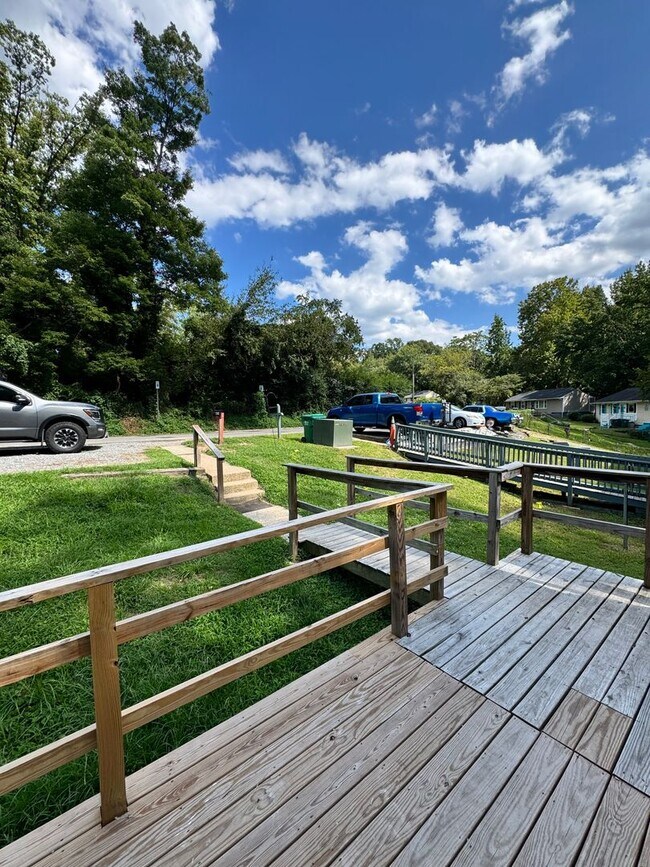 Building Photo - 4214 Fayette Cir