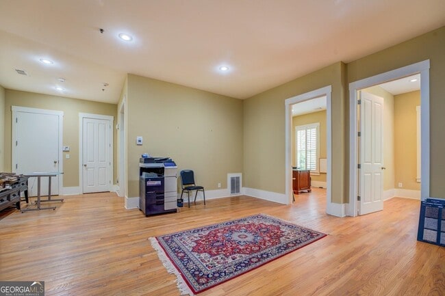 Building Photo - 4165 Raphael Street