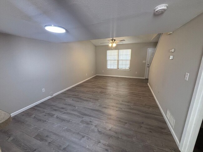 Building Photo - 5309-5311 Currituck Lane