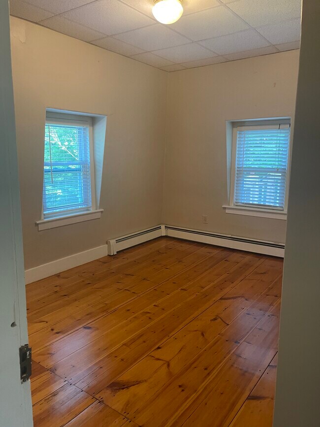 Building Photo - 42 Prospect St