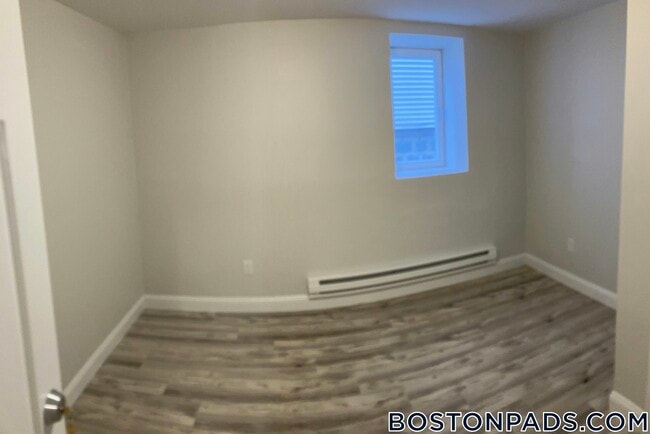 Building Photo - 17 Verrill St