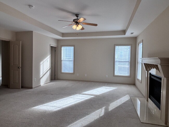Building Photo - 3244 Groveshire Dr