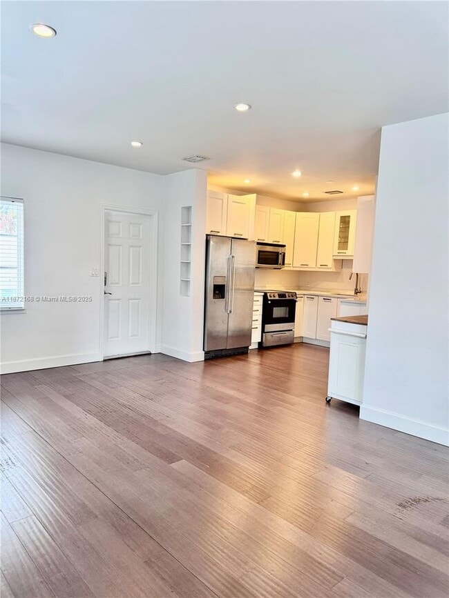 Building Photo - 1231 13th St