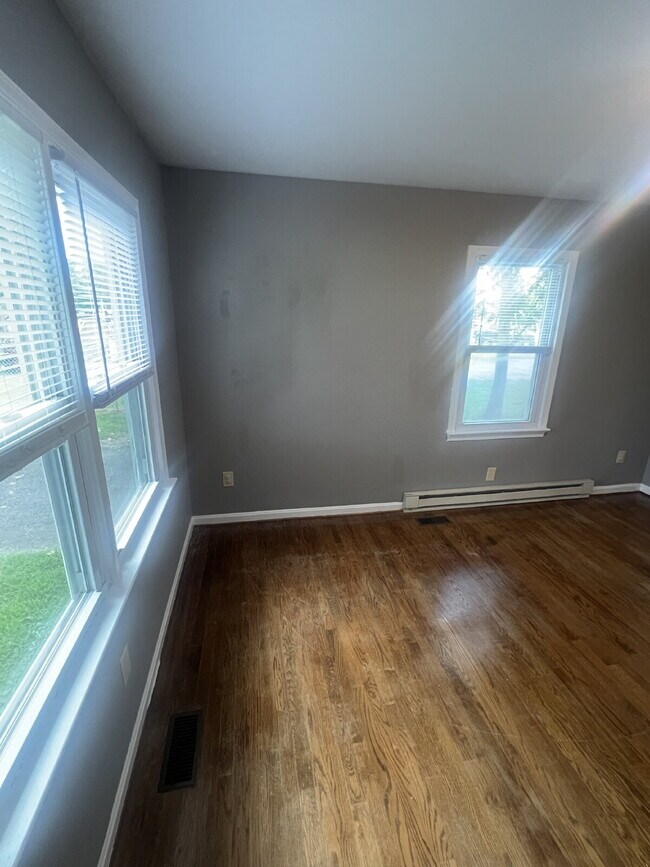 Building Photo - Charming 4-Bedroom Home on Spacious Corner...