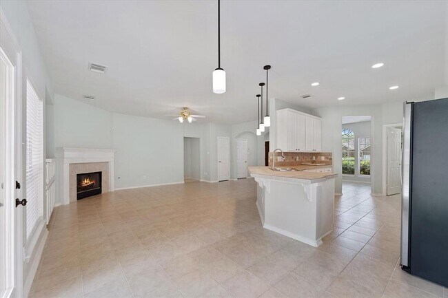 Building Photo - 27 N Merryweather Cir