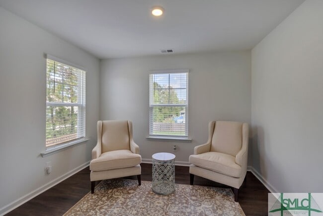 Building Photo - 102 Palmer Pl