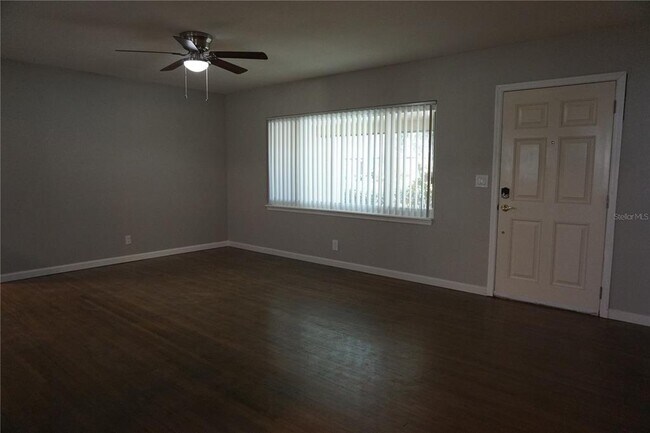 Building Photo - 9101 3rd St N