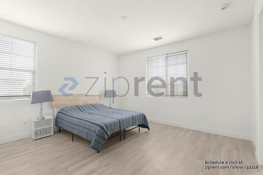 Building Photo - 4411 Natomas Central Dr
